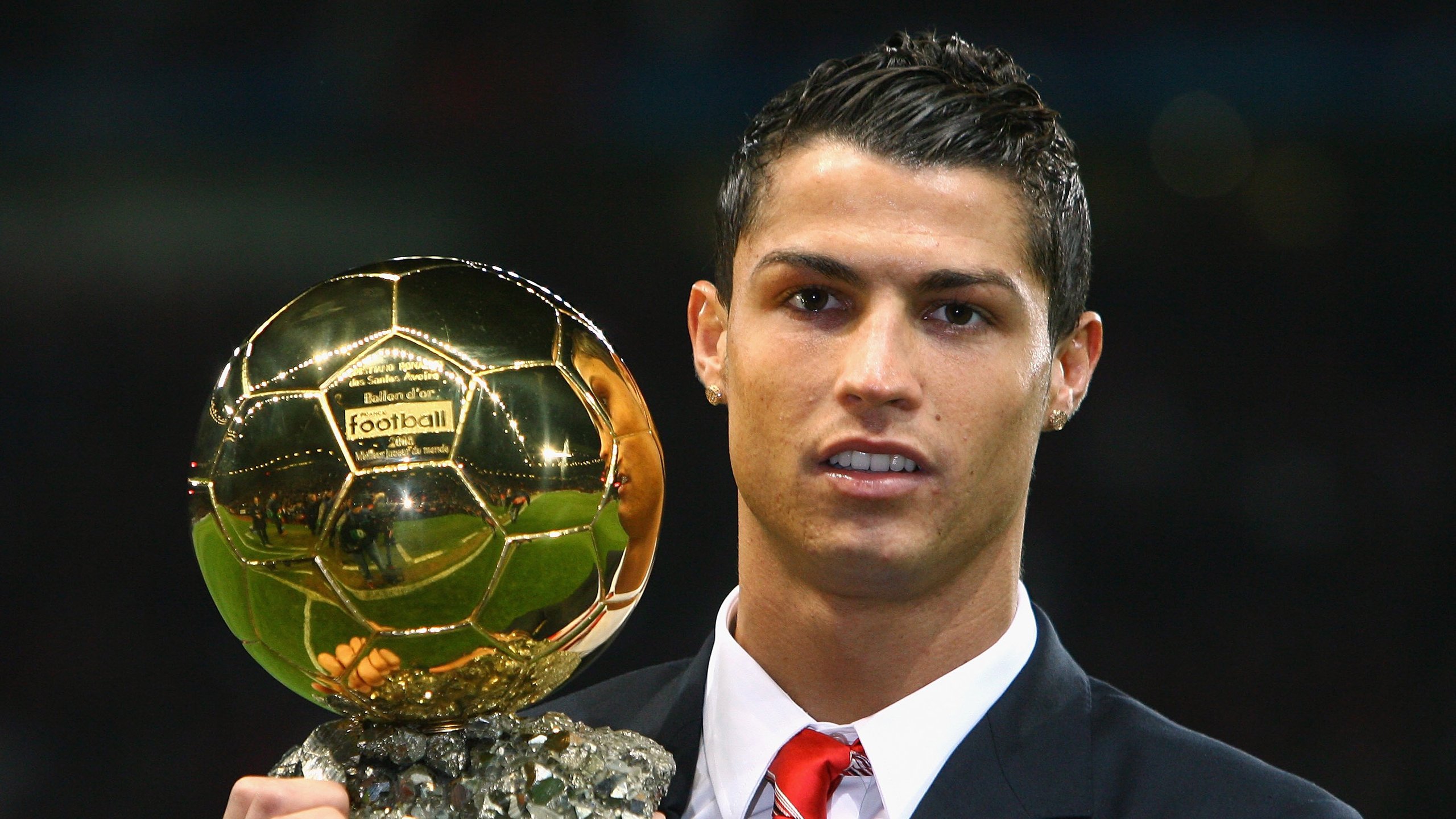 AYX GAMING-足球纪录片获奖展示中国球员奋斗历程，中国足球 纪录片